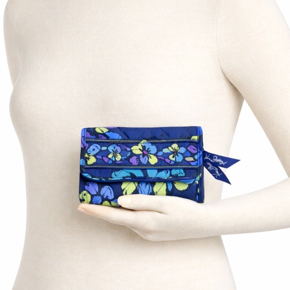 Vera Bradley Indigo Pop Euro Tri-Fold Wallet Quilted Floral Cotton Blue